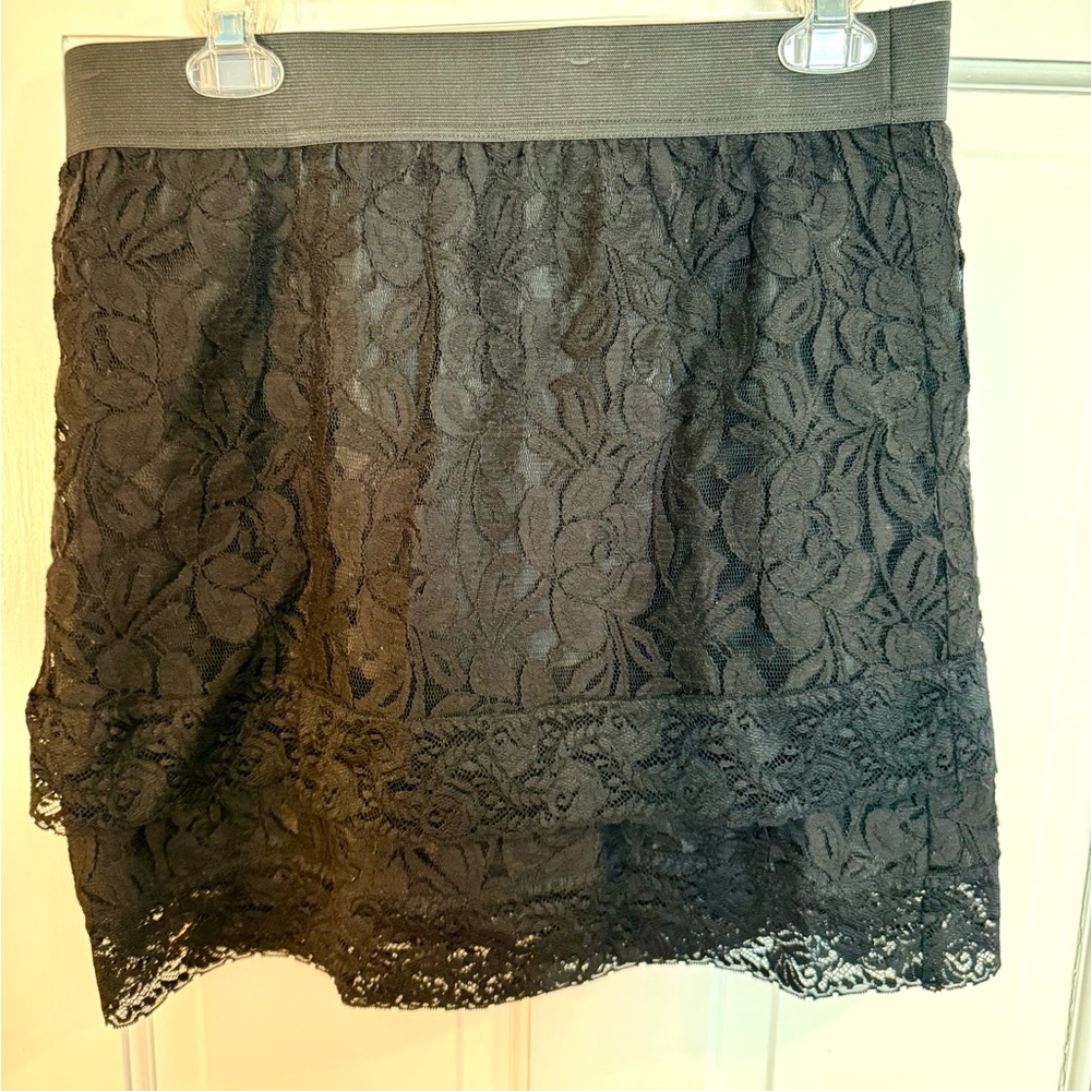 The Limited Black Mini Bubble Skirt with Ruffled Details for Cocktail